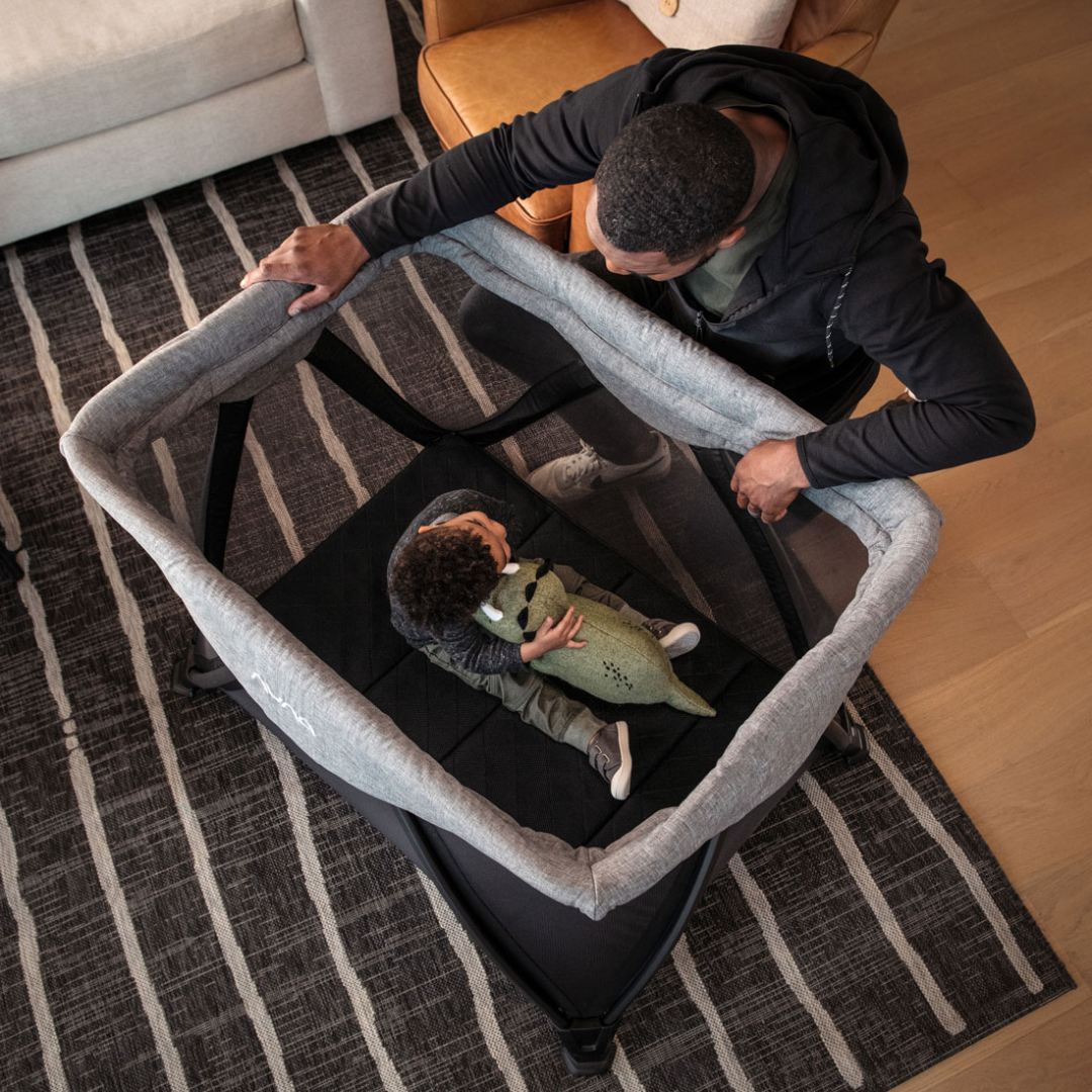 Nuna Sena Aire Travel Cot - Charcoal